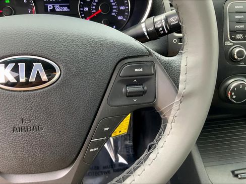 Used 2014 Kia Forte LX image 22