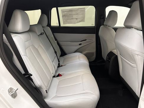 New 2026 Jeep Cherokee Laredo AWD/4WD image 14