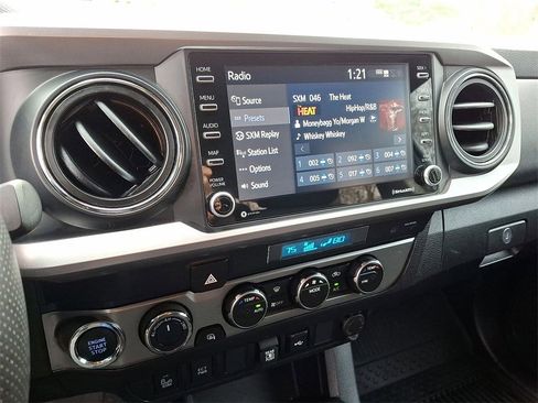 Used 2023 Toyota Tacoma TRD Sport image 16