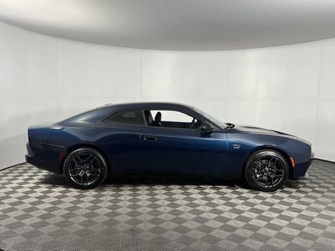 Used 2024 Dodge Charger R/T w/ Plus Group image 3