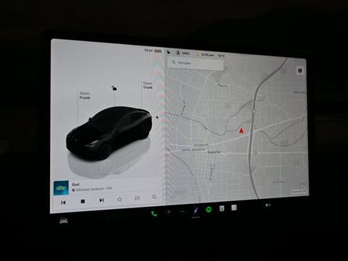 Used 2022 Tesla Model Y Long Range AWD/4WD image 29