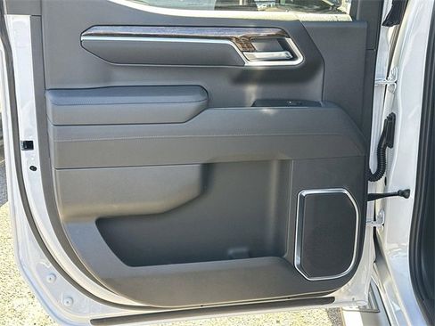 New 2026 GMC Sierra 1500 Elevation w/ LPO, Elevation Black Package image 24