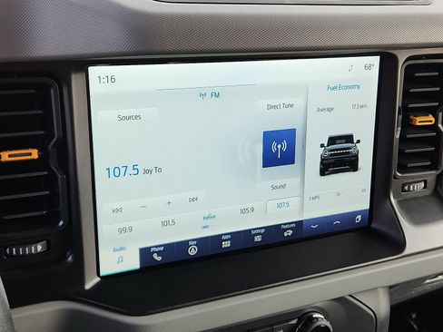 Used 2023 Ford Bronco Badlands w/ Sasquatch Package image 14