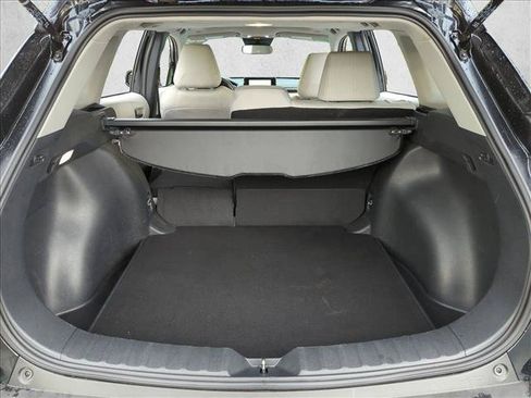 Used 2023 Toyota Corolla Cross LE w/ Moonroof Package FWD image 6
