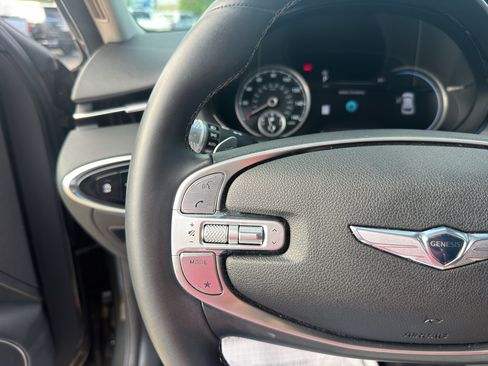 Used 2025 Genesis GV70 2.5T AWD/4WD image 31