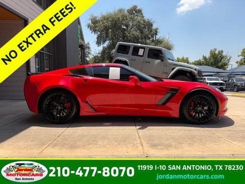 Used 2017 Chevrolet Corvette Z06 RWD image 4