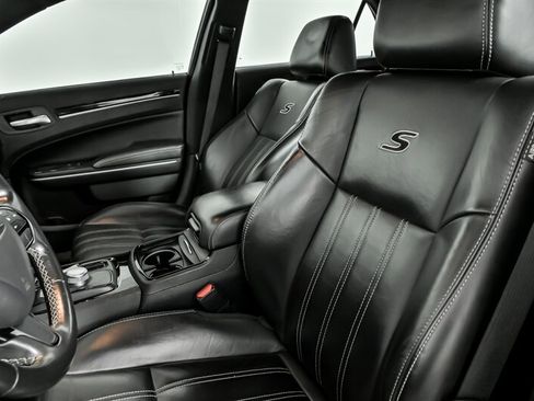 Used 2020 Chrysler 300 S image 20