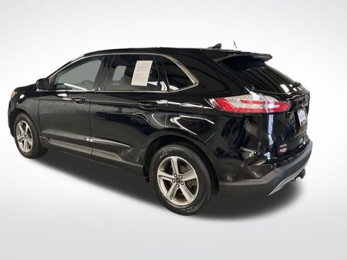 Used 2023 Ford Edge SEL w/ Convenience Package image 3
