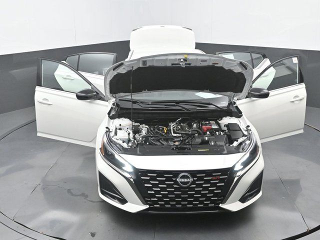 Used 2025 Nissan Altima 2.5 SR AWD/4WD image 33