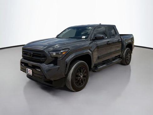 Used 2025 Toyota Tacoma SR5 RWD image 3