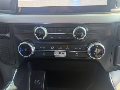 Used 2022 Ford F150 Lightning Pro AWD/4WD image 10