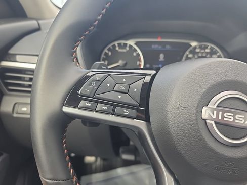 Certified 2025 Nissan Altima 2.5 SR w/ SR Premium Package FWD image 20