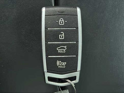 Used 2018 Genesis G80 5.0 Ultimate AWD/4WD image 23