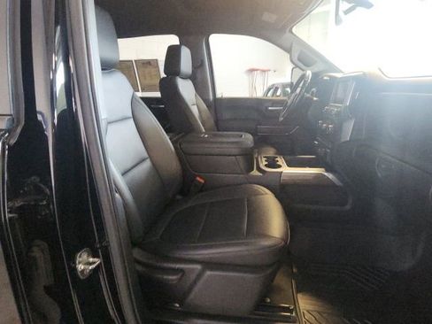 Used 2022 Chevrolet Silverado 2500 LT w/ Midnight Edition image 22
