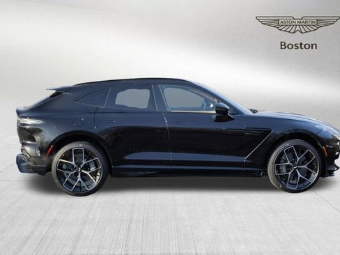 New 2026 Aston Martin DBX 707 image 2