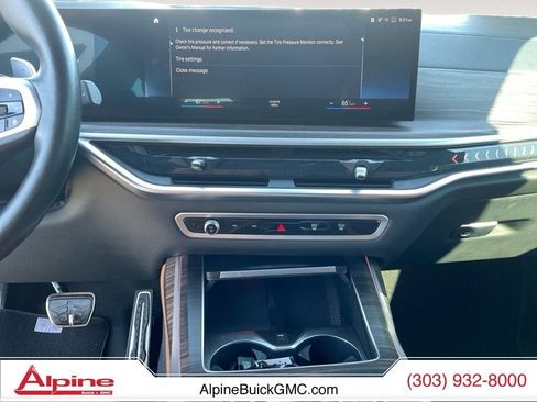 Used 2023 BMW X7 xDrive40i w/ M Sport Package AWD/4WD image 11
