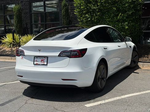 Used 2020 Tesla Model 3 Standard Range Plus RWD image 12