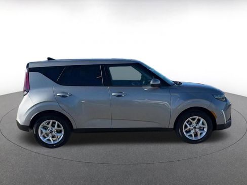 Used 2025 Kia Soul LX w/ LX Technology Package image 15