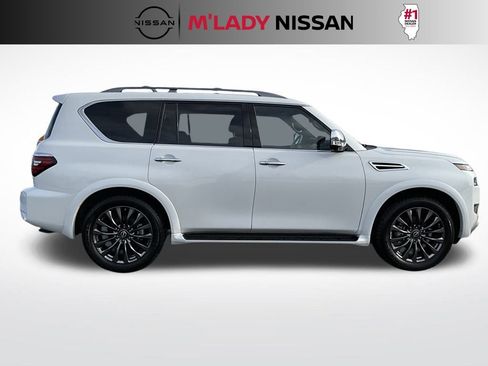 Used 2024 Nissan Armada Platinum w/ Captain's Chairs Package image 5