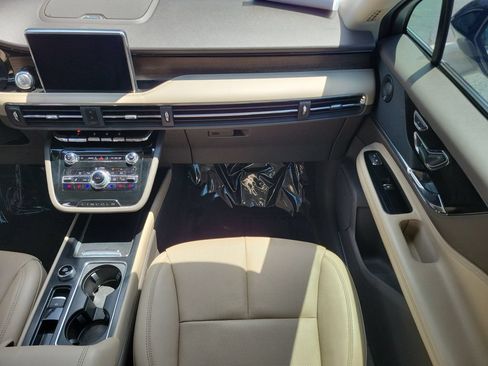 Used 2020 Lincoln Corsair Reserve w/ Elements Package FWD image 14