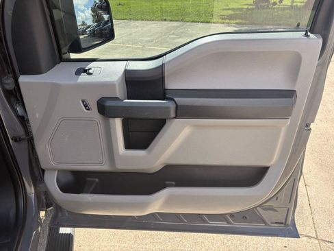 Used 2020 Ford F150 XL w/ Equipment Group 101A Mid RWD image 6
