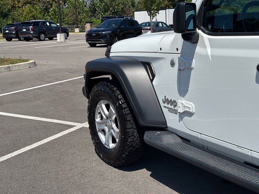 Used 2018 Jeep Wrangler Unlimited Sport S AWD/4WD image 42