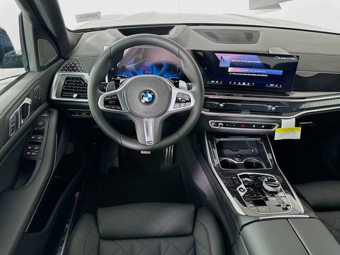 New 2026 BMW X7 xDrive40i w/ Executive Package image 19