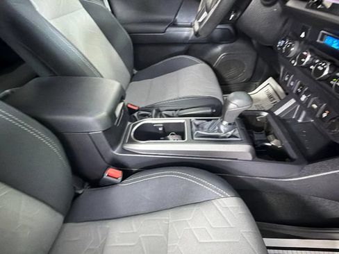 Used 2023 Toyota Tacoma TRD Sport w/ Advanced Technology Package AWD/4WD image 34
