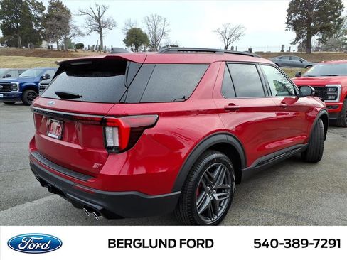 New 2026 Ford Explorer ST w/ Sun And Sound Package image 5