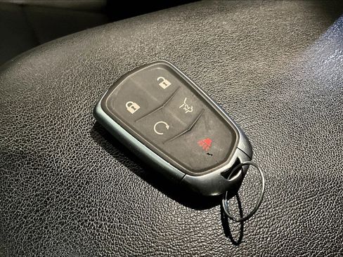 Used 2022 Cadillac XT5 Premium Luxury FWD image 34