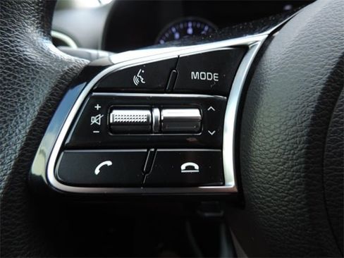 Used 2021 Kia Forte LXS image 22