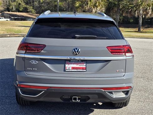 Used 2020 Volkswagen Atlas Cross Sport SEL image 3