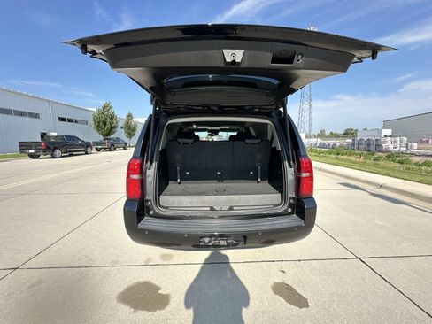 Used 2019 Chevrolet Tahoe LT AWD/4WD image 24