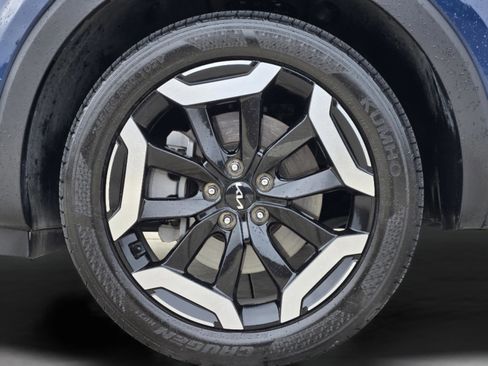 Used 2024 Kia Telluride S w/ S Sunroof Package FWD image 31