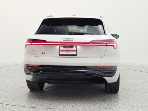 Used 2024 Audi Q8 e-tron Premium AWD/4WD image 6