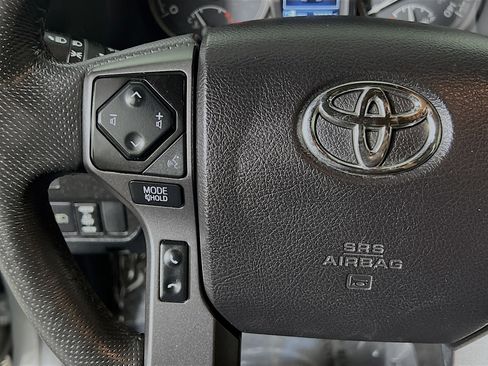 Used 2021 Toyota Tacoma TRD Off-Road RWD image 19