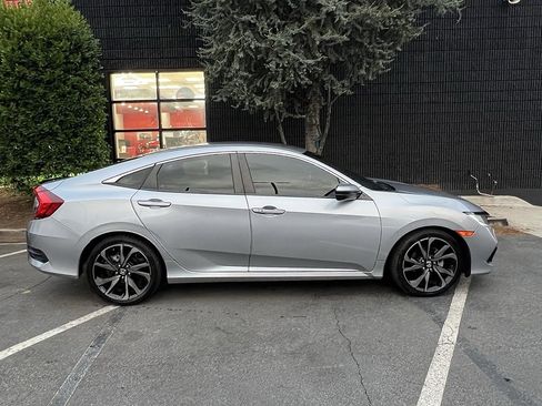 Used 2021 Honda Civic Sport image 18