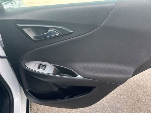 Used 2020 Chevrolet Malibu LT image 35