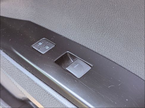 Certified 2025 Toyota Camry LE FWD image 32