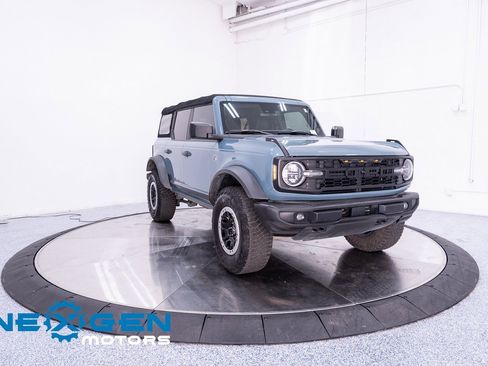 Used 2022 Ford Bronco Wildtrak image 3