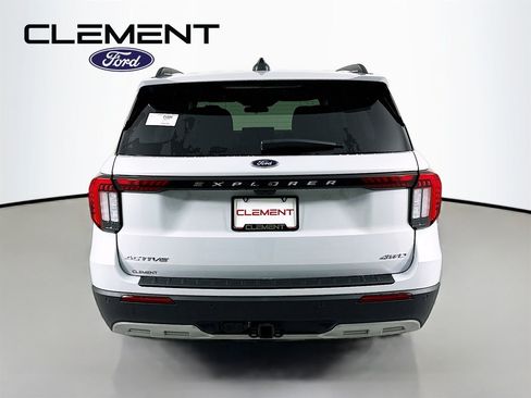 New 2026 Ford Explorer Active w/ Active Comfort Package image 7