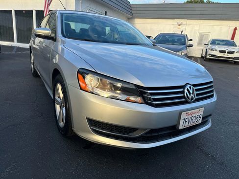 Used 2013 Volkswagen Passat 2.5 SE image 9