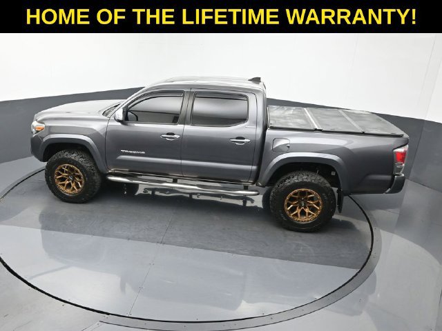 Used 2016 Toyota Tacoma Limited w/ Towing Package AWD/4WD image 51