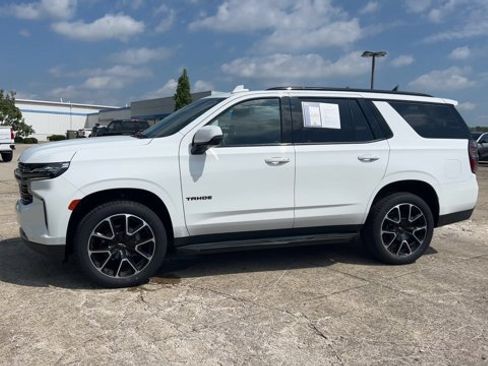 Used 2021 Chevrolet Tahoe RST w/ Luxury Package AWD/4WD image 5