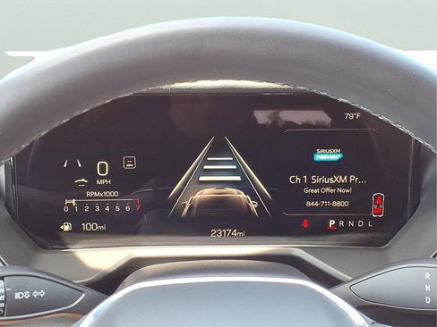 Used 2025 GMC Acadia Elevation FWD image 19