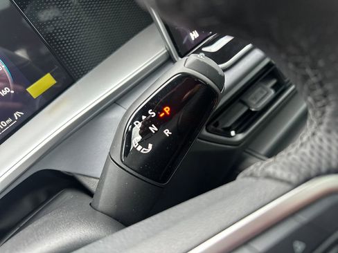 New 2026 Volkswagen Tiguan SE R-Line image 12