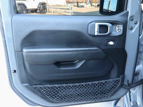 Used 2021 Jeep Wrangler Unlimited Rubicon AWD/4WD image 22