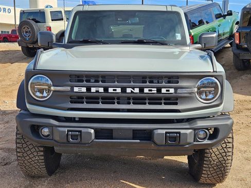Certified 2024 Ford Bronco Black Diamond w/ Sasquatch Package image 2