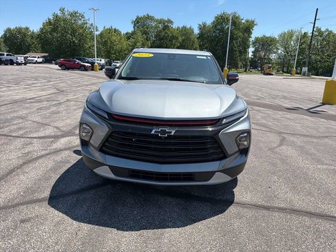 Used 2023 Chevrolet Blazer LT w/ Sound & Technology Package AWD/4WD image 3