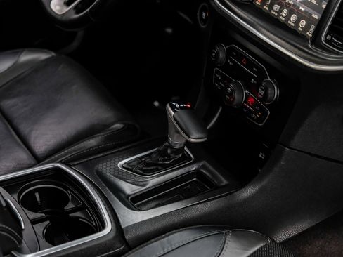 Used 2015 Dodge Charger R/T w/ Plus Group RWD image 31